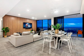 Circle On Cavill Subpenthouse